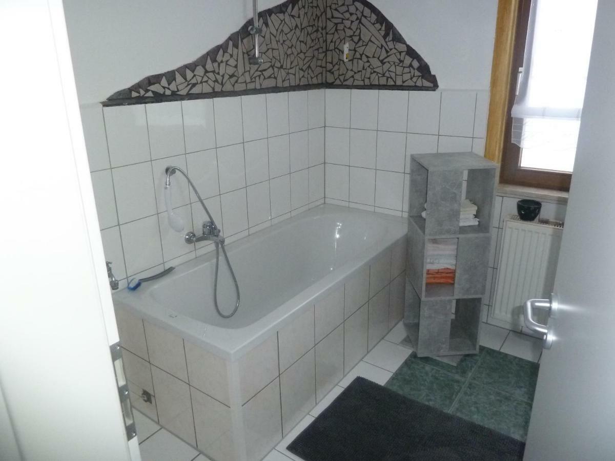 Im Gelben Haus Apartment Brotterode-Trusetal Exterior photo